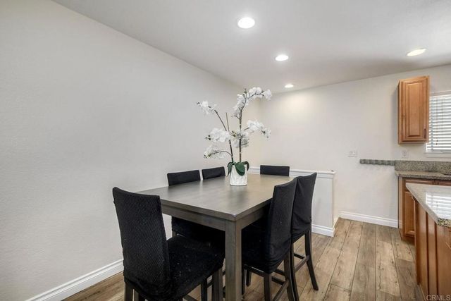 300 Washington Street B, Vista, CA 92084