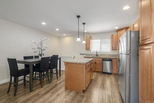 300 Washington Street B, Vista, CA 92084