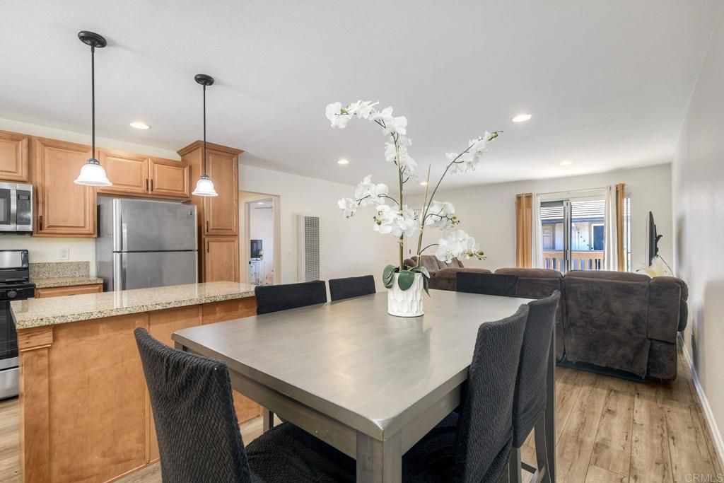 300 Washington Street B, Vista, CA 92084