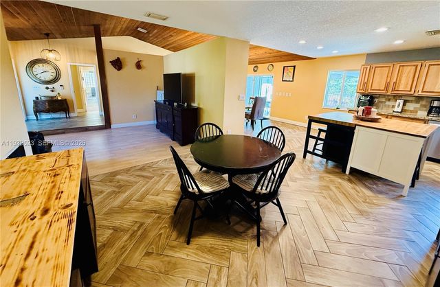 2980 SW 82nd Way, Davie, FL 33328