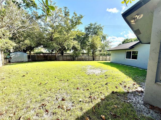 2980 SW 82nd Way, Davie, FL 33328