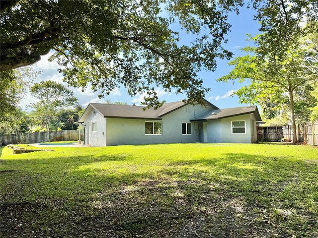 2980 SW 82nd Way, Davie, FL 33328