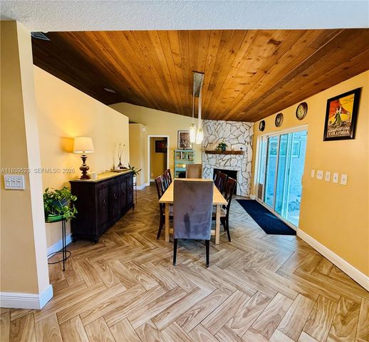 2980 SW 82nd Way, Davie, FL 33328