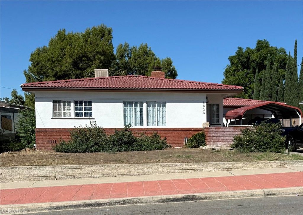8930 Boxwood Avenue, Fontana, CA 92335