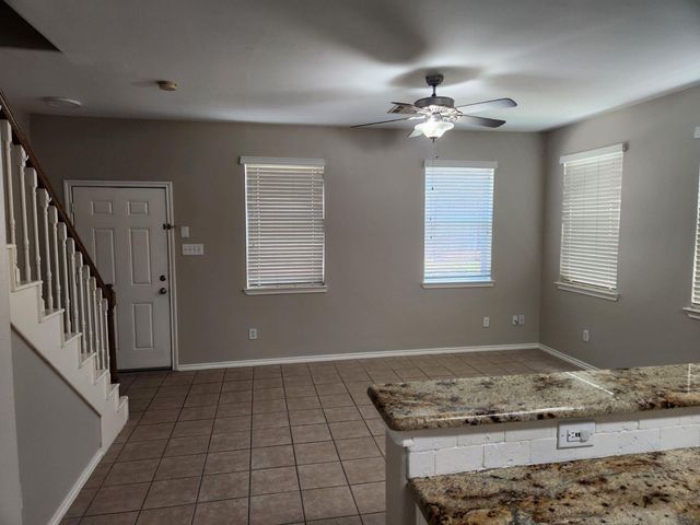 1929 Kemah Village Drive, Kemah, TX 77565