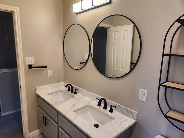 1929 Kemah Village Drive, Kemah, TX 77565