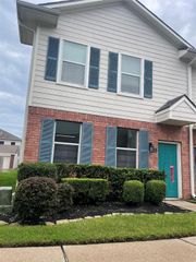 1929 Kemah Village Drive, Kemah, TX 77565