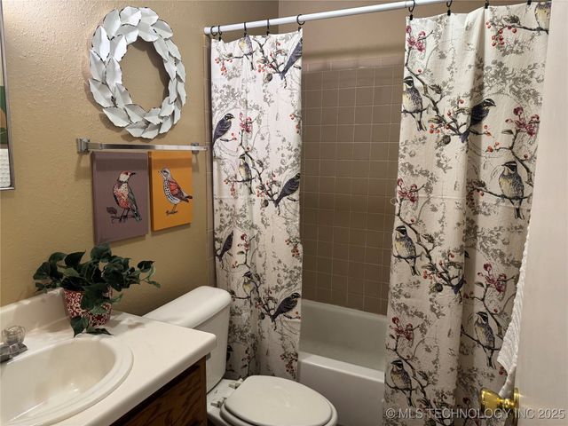 526 H Street SW, Ardmore, OK 73401