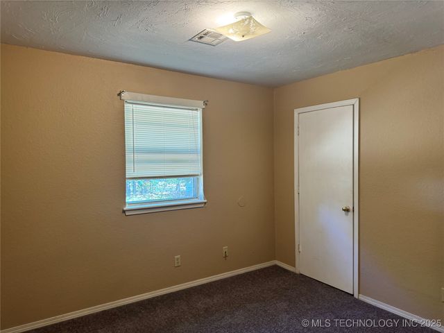 526 H Street SW, Ardmore, OK 73401