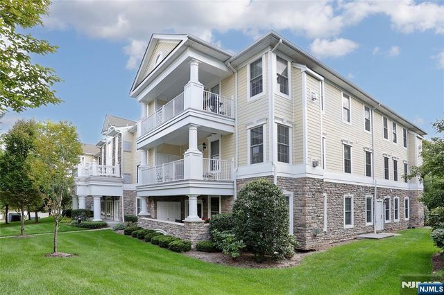 410 Four Seasons Lane, Montvale, NJ 07645
