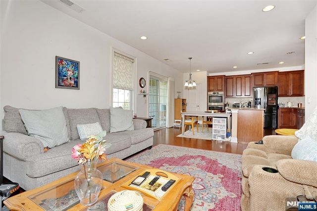 410 Four Seasons Lane, Montvale, NJ 07645