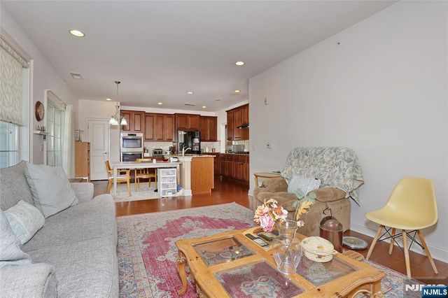 410 Four Seasons Lane, Montvale, NJ 07645