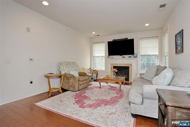 410 Four Seasons Lane, Montvale, NJ 07645