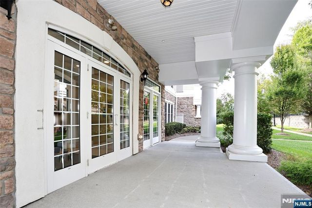 410 Four Seasons Lane, Montvale, NJ 07645
