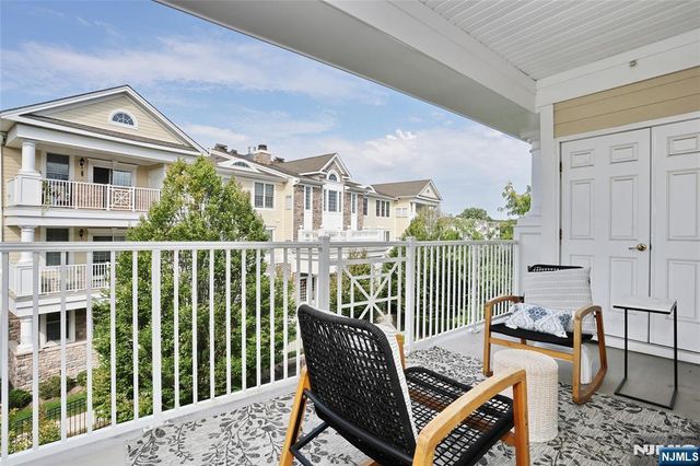 410 Four Seasons Lane, Montvale, NJ 07645