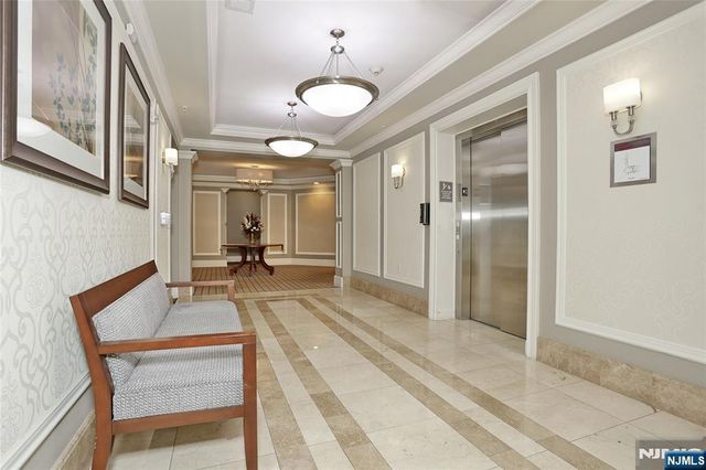 410 Four Seasons Lane, Montvale, NJ 07645