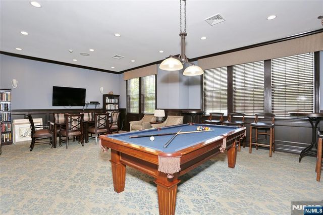 410 Four Seasons Lane, Montvale, NJ 07645