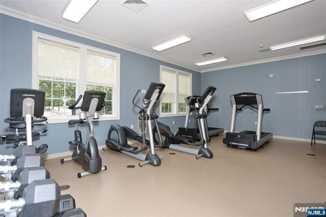 410 Four Seasons Lane, Montvale, NJ 07645