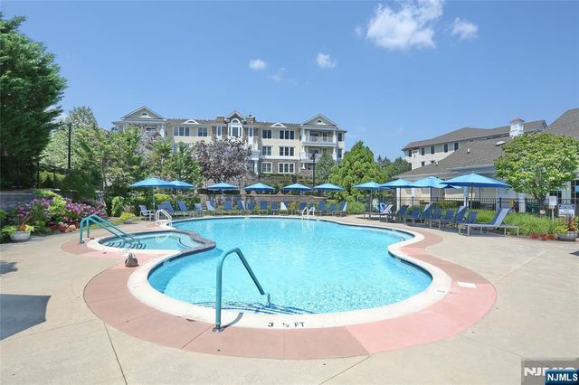 410 Four Seasons Lane, Montvale, NJ 07645