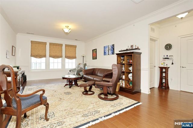 410 Four Seasons Lane, Montvale, NJ 07645