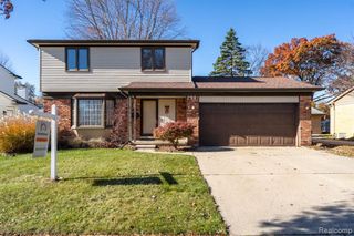 2115 Atlas Drive, Troy, MI 48083