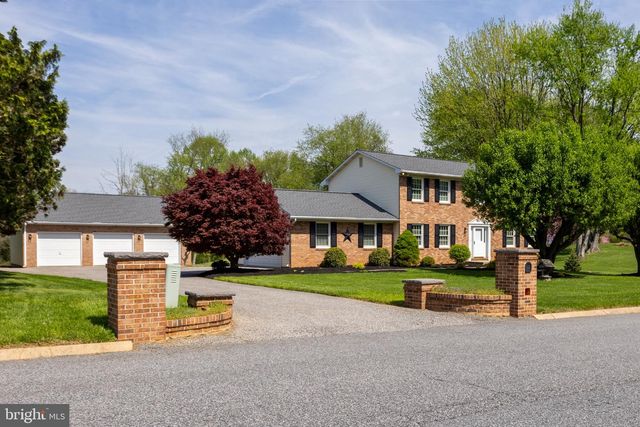 1921 TWIN LAKES DR, Jarrettsville, MD 21084
