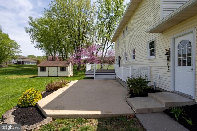 1921 TWIN LAKES DR, Jarrettsville, MD 21084