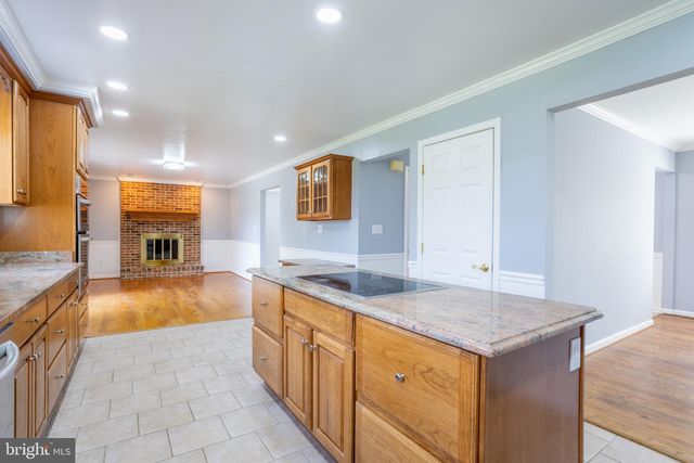 1921 TWIN LAKES DR, Jarrettsville, MD 21084