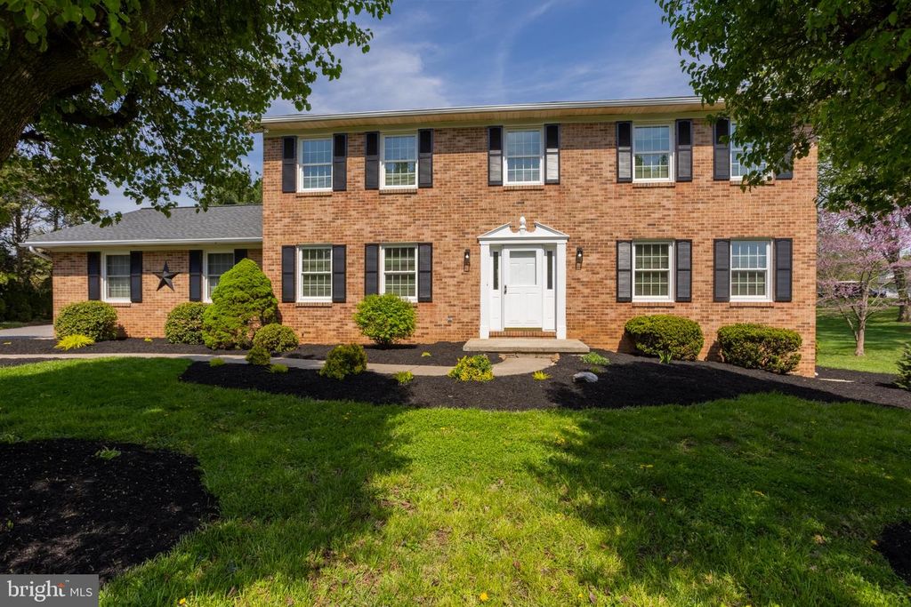 Image 1 of property listing at 1921 TWIN LAKES DR, Jarrettsville, MD 21084