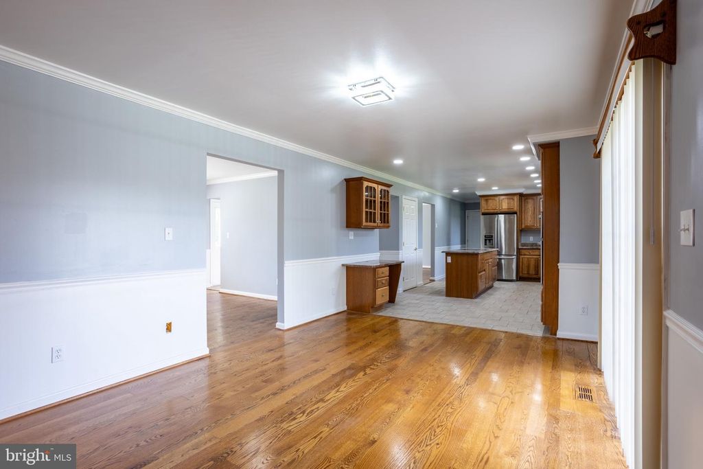 Image 13 of property listing at 1921 TWIN LAKES DR, Jarrettsville, MD 21084