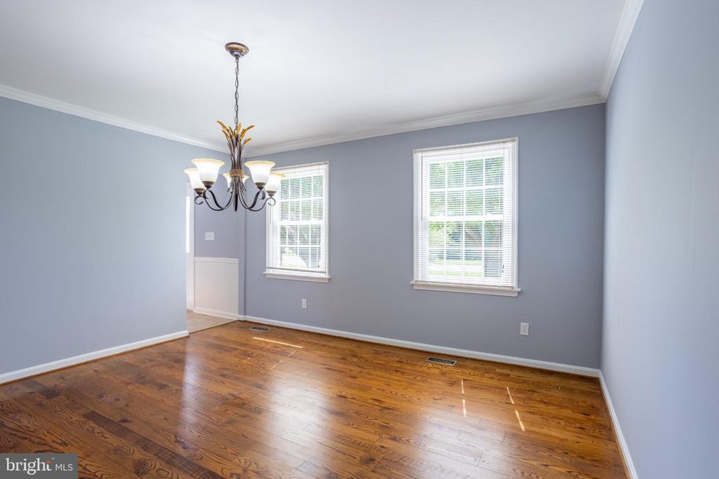 Image 18 of property listing at 1921 TWIN LAKES DR, Jarrettsville, MD 21084