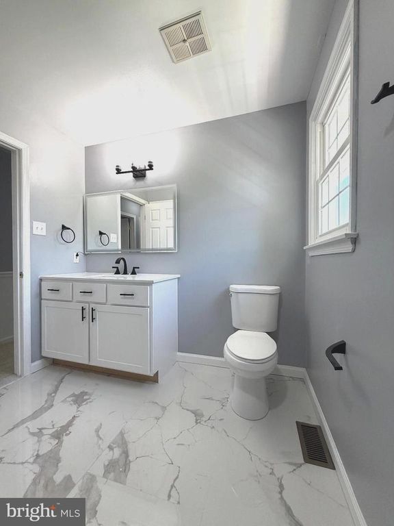 Image 31 of property listing at 1921 TWIN LAKES DR, Jarrettsville, MD 21084