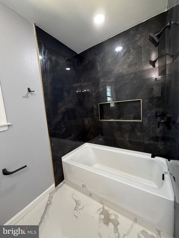 Image 32 of property listing at 1921 TWIN LAKES DR, Jarrettsville, MD 21084