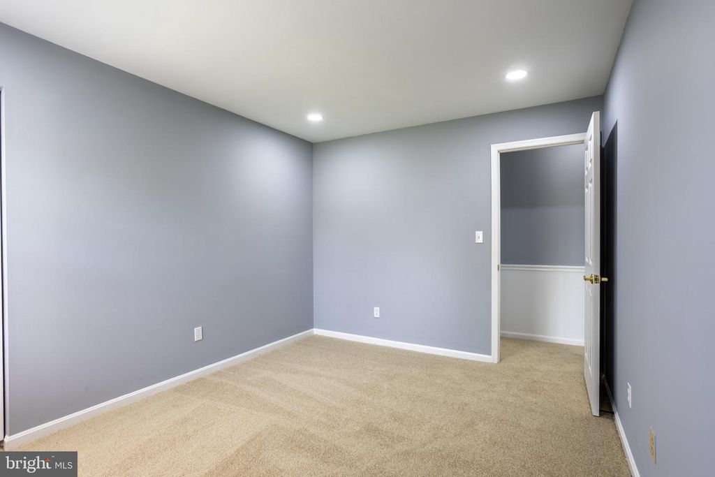 Image 36 of property listing at 1921 TWIN LAKES DR, Jarrettsville, MD 21084