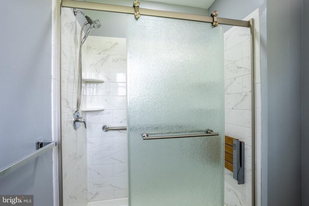 Image 44 of property listing at 1921 TWIN LAKES DR, Jarrettsville, MD 21084