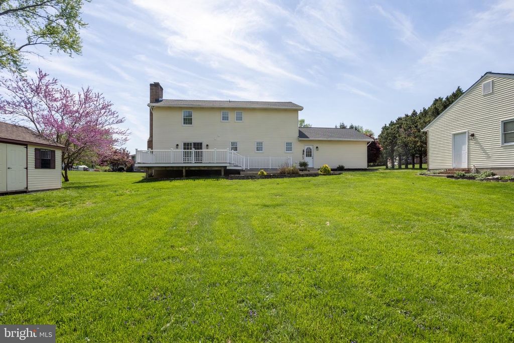 Image 60 of property listing at 1921 TWIN LAKES DR, Jarrettsville, MD 21084