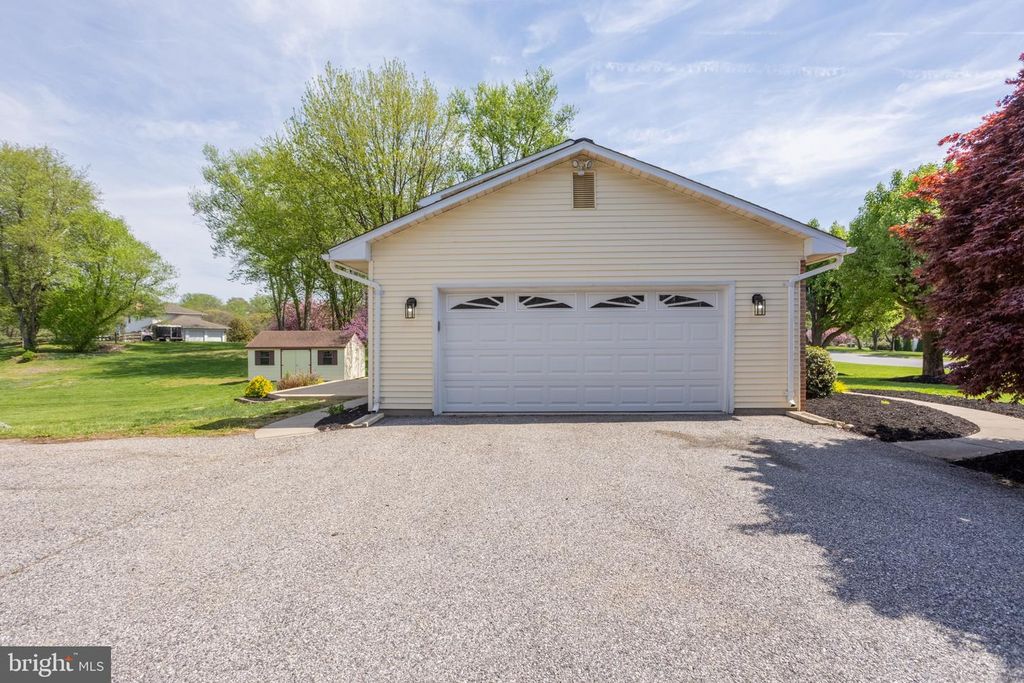 Image 62 of property listing at 1921 TWIN LAKES DR, Jarrettsville, MD 21084