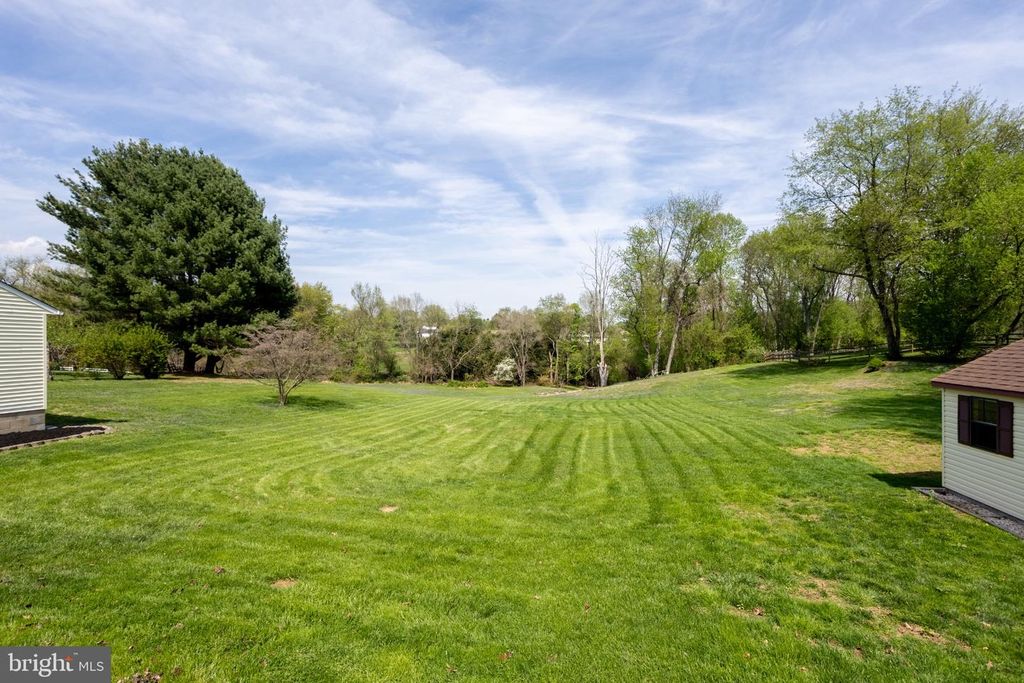 Image 63 of property listing at 1921 TWIN LAKES DR, Jarrettsville, MD 21084