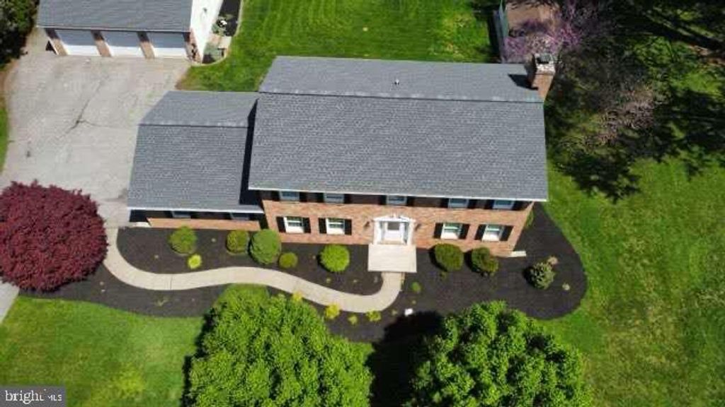 Image 73 of property listing at 1921 TWIN LAKES DR, Jarrettsville, MD 21084