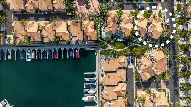 311 Long Point, Long Beach, CA 90803
