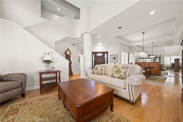 311 Long Point, Long Beach, CA 90803