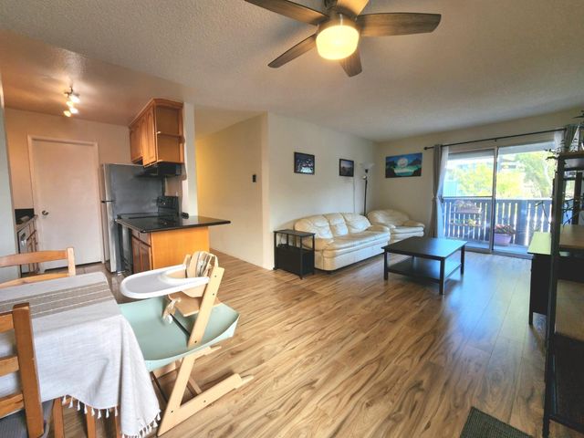1126 Cherry Avenue 136, San Bruno, CA 94066