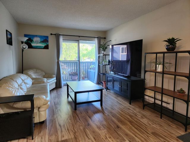 1126 Cherry Avenue 136, San Bruno, CA 94066