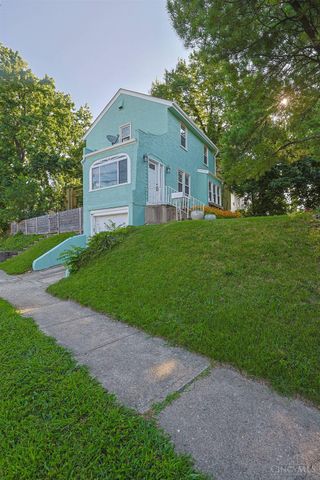 3000 Mapleleaf Avenue, Cincinnati, OH 45213