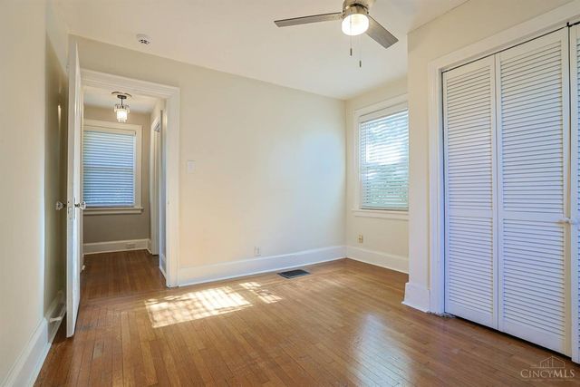 3000 Mapleleaf Avenue, Cincinnati, OH 45213