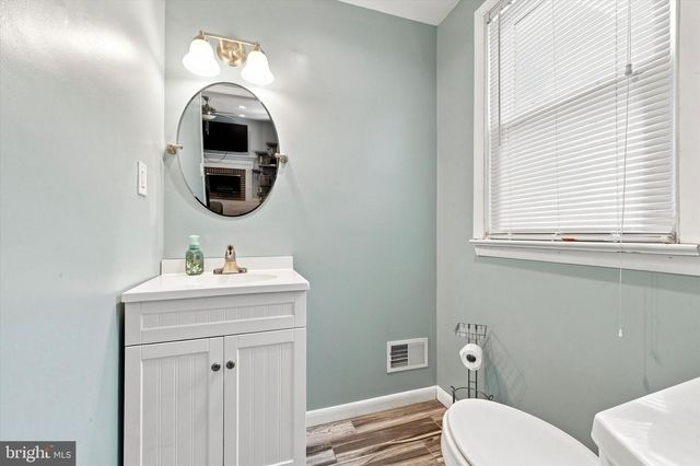 1511 STONY RUN DR, Wilmington, DE 19803