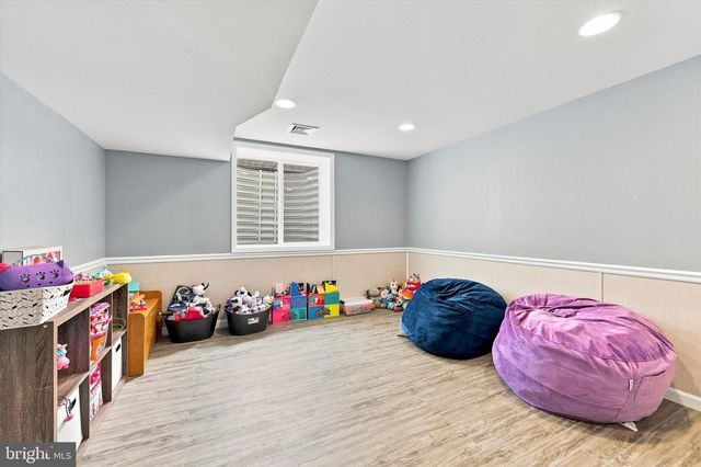 1511 STONY RUN DR, Wilmington, DE 19803