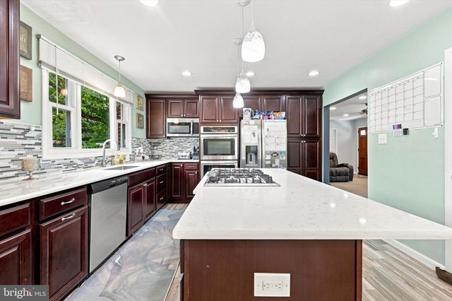 1511 STONY RUN DR, Wilmington, DE 19803