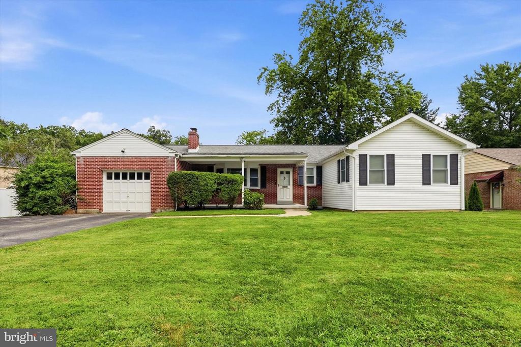 1511 STONY RUN DR, Wilmington, DE 19803