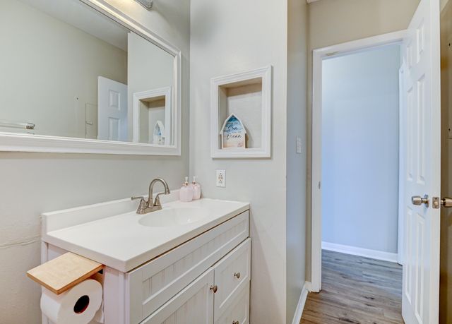 312 Bream Avenue UNIT 201, Fort Walton Beach, FL 32548